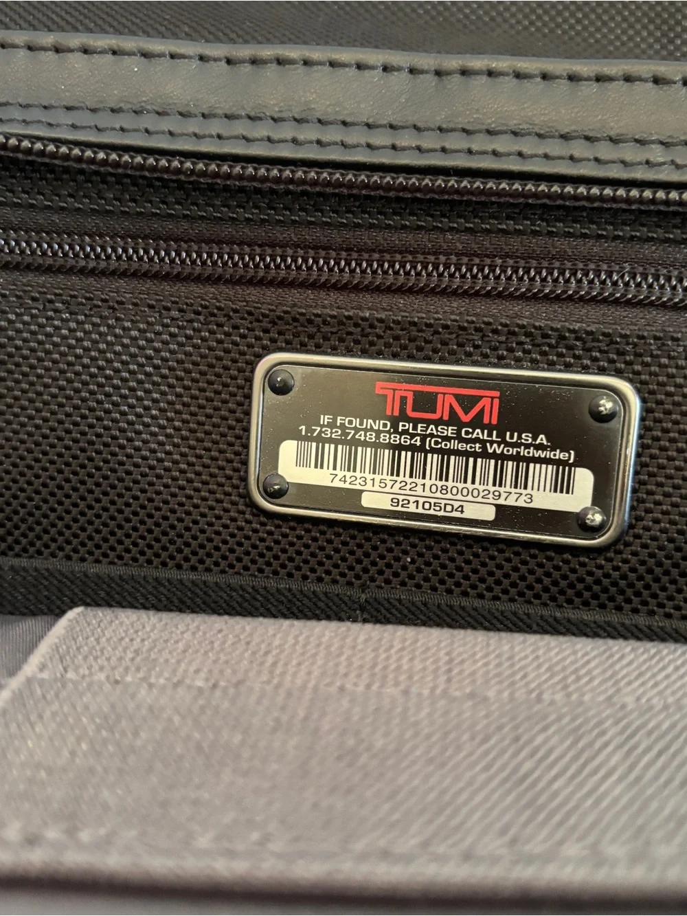 TUMI Alpha Small Black Flap Crossbody Leather  Bag 092105D4 11